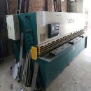 []出售4/4米剪板机和100T/4米折弯机